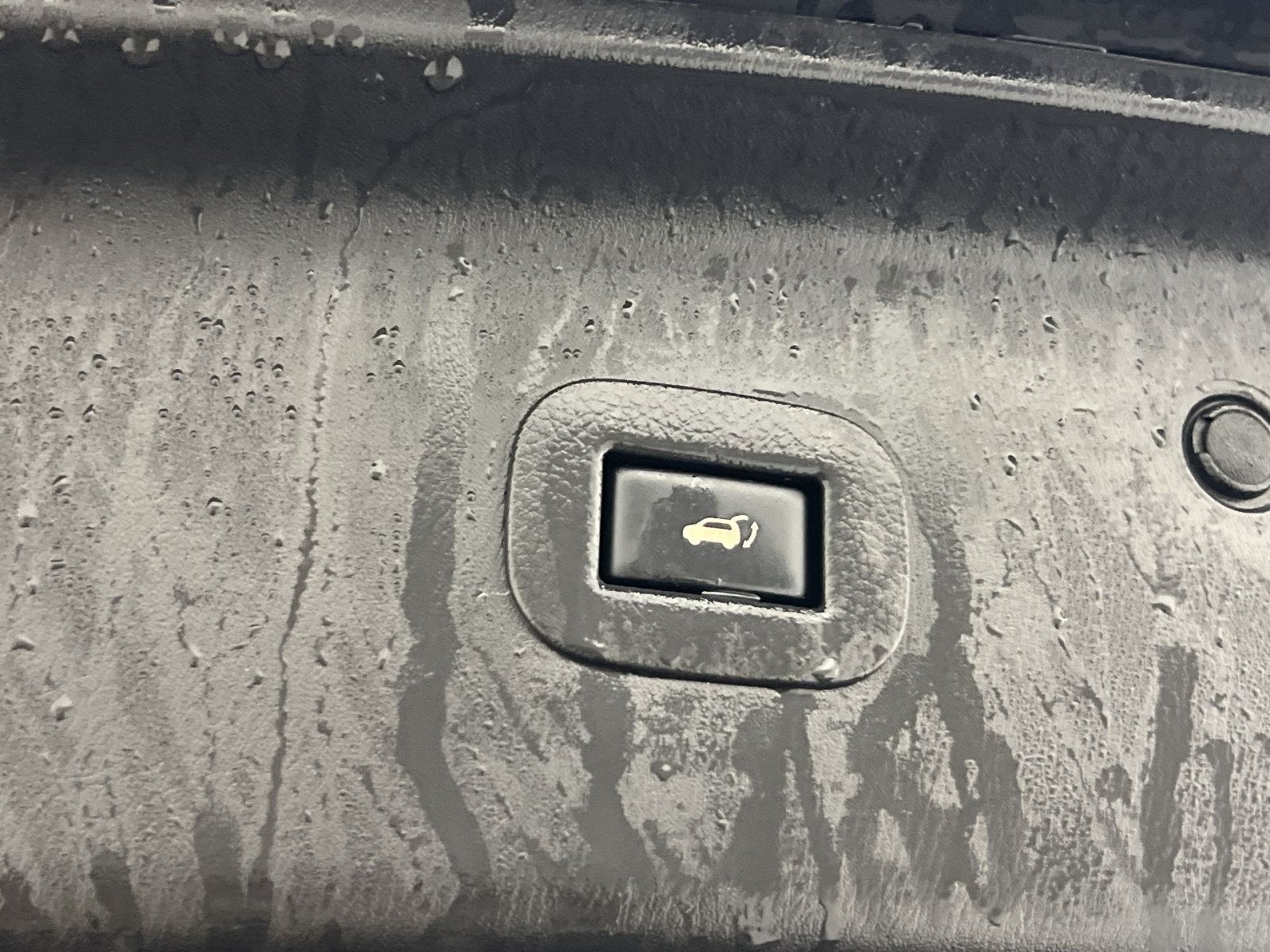 2017 Nissan Armada SV