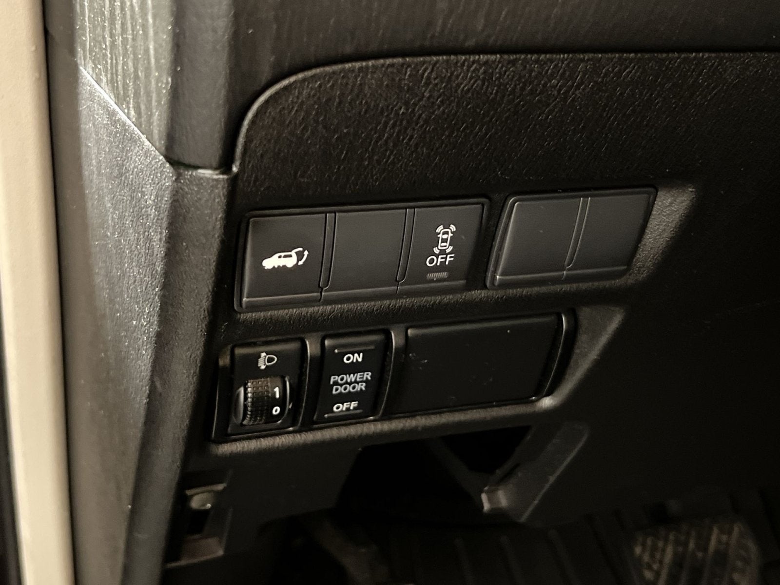 2017 Nissan Armada SV