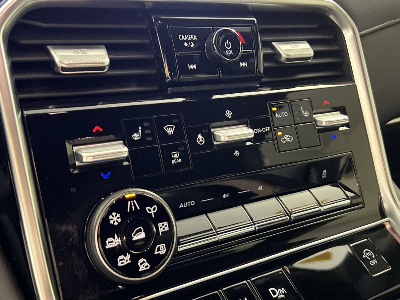 2025 Nissan Armada SL