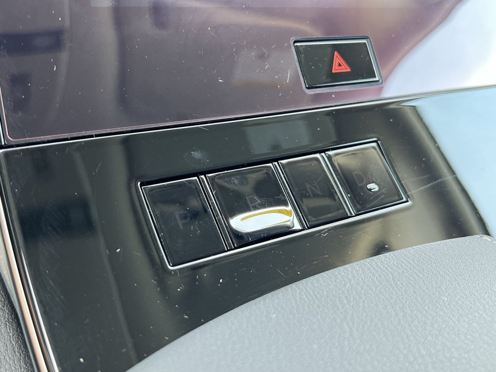 2025 INFINITI QX80 PURE