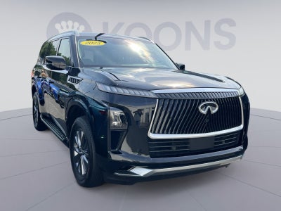 2025 INFINITI QX80 PURE