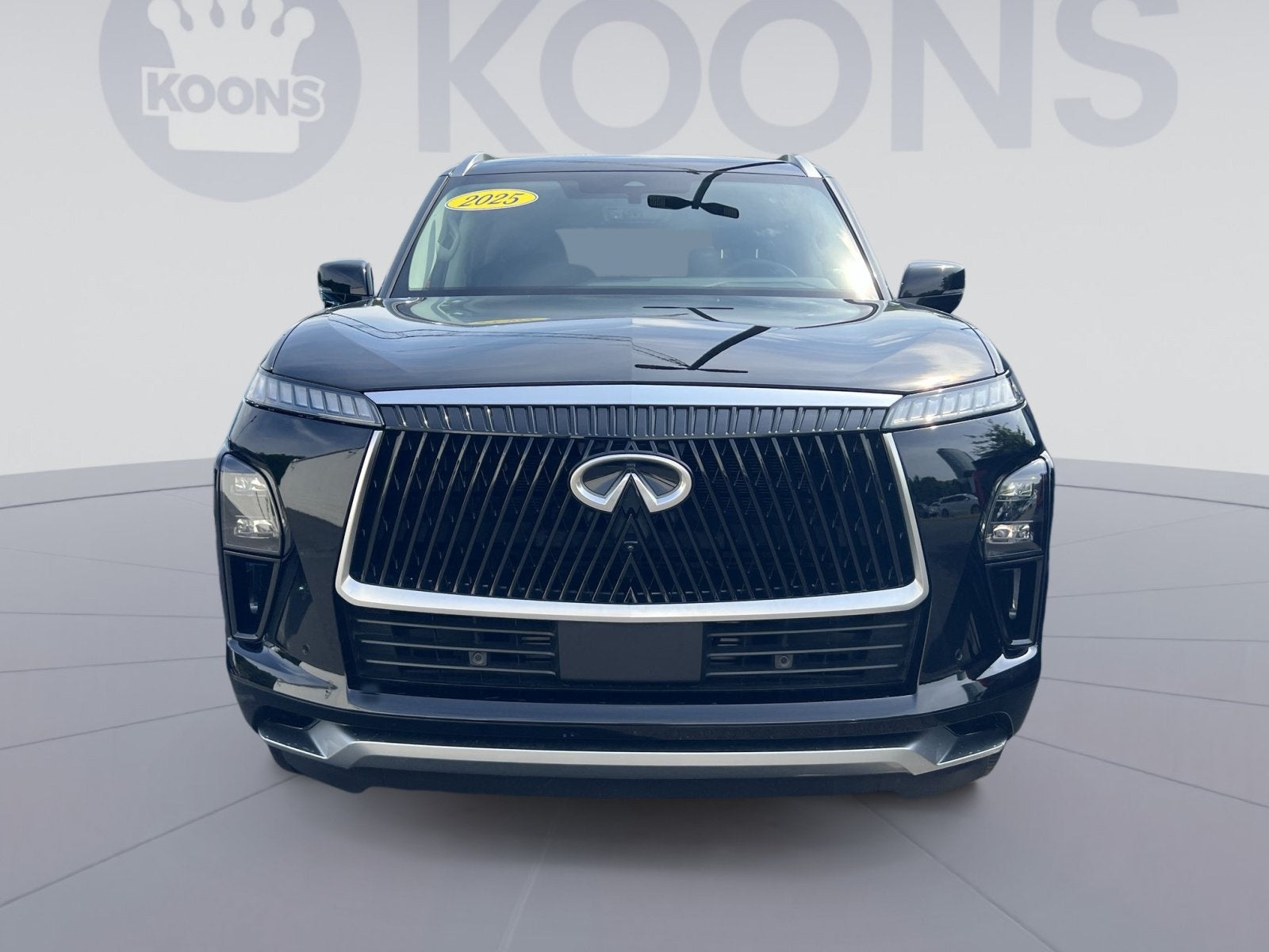 2025 INFINITI QX80 PURE