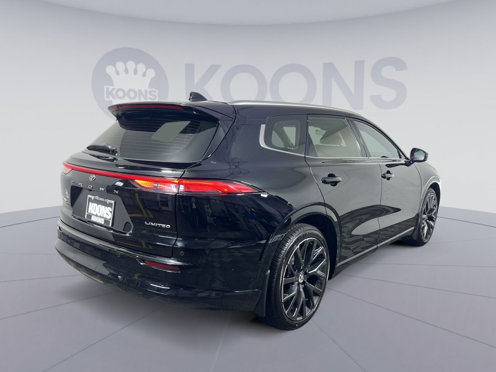 2025 Toyota Crown Signia Limited