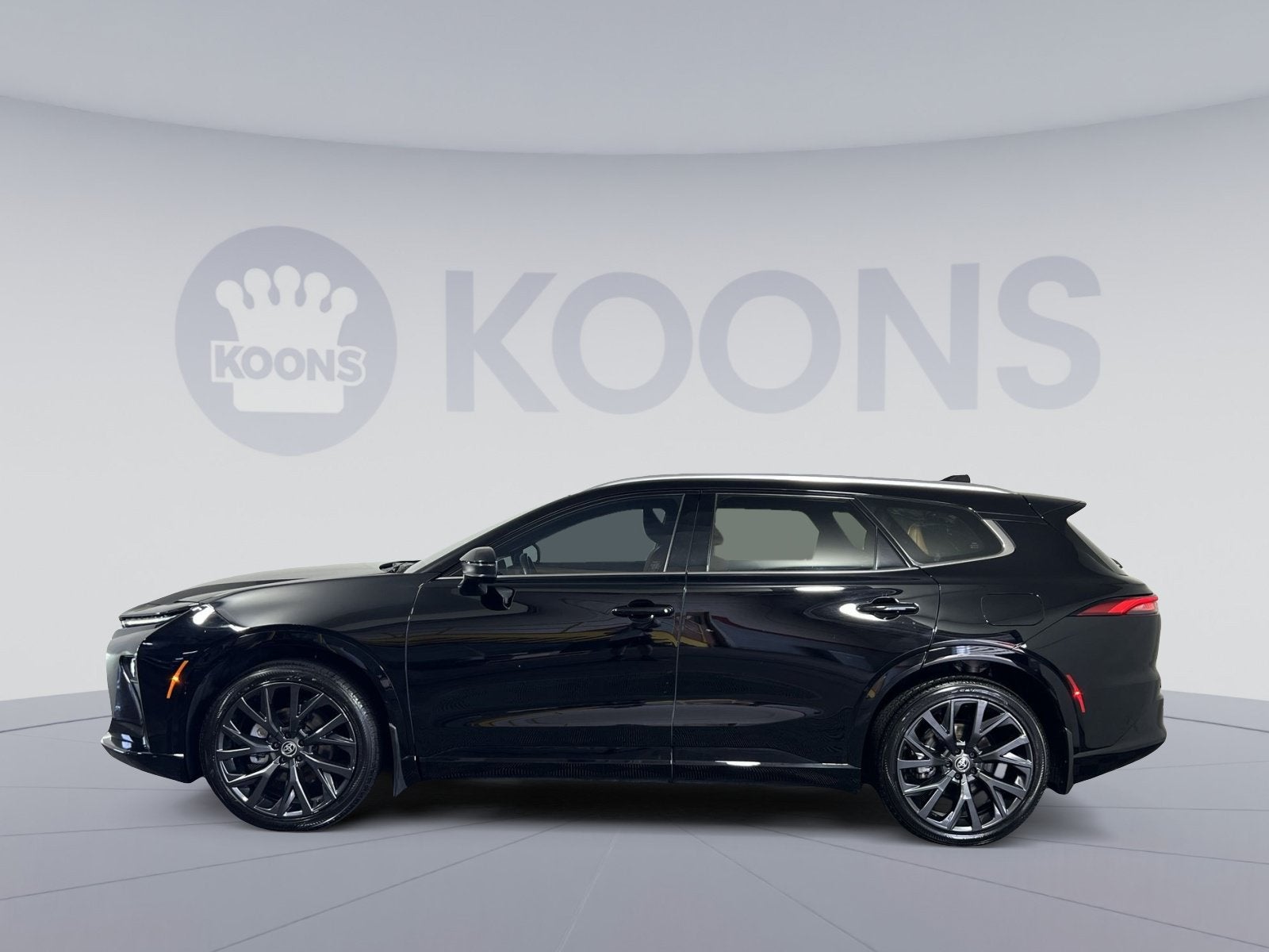 2025 Toyota Crown Signia Limited