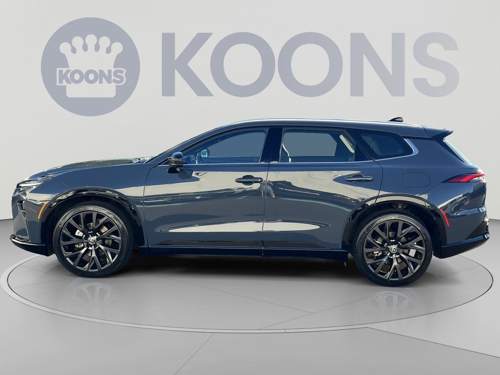 2025 Toyota Crown Signia Limited
