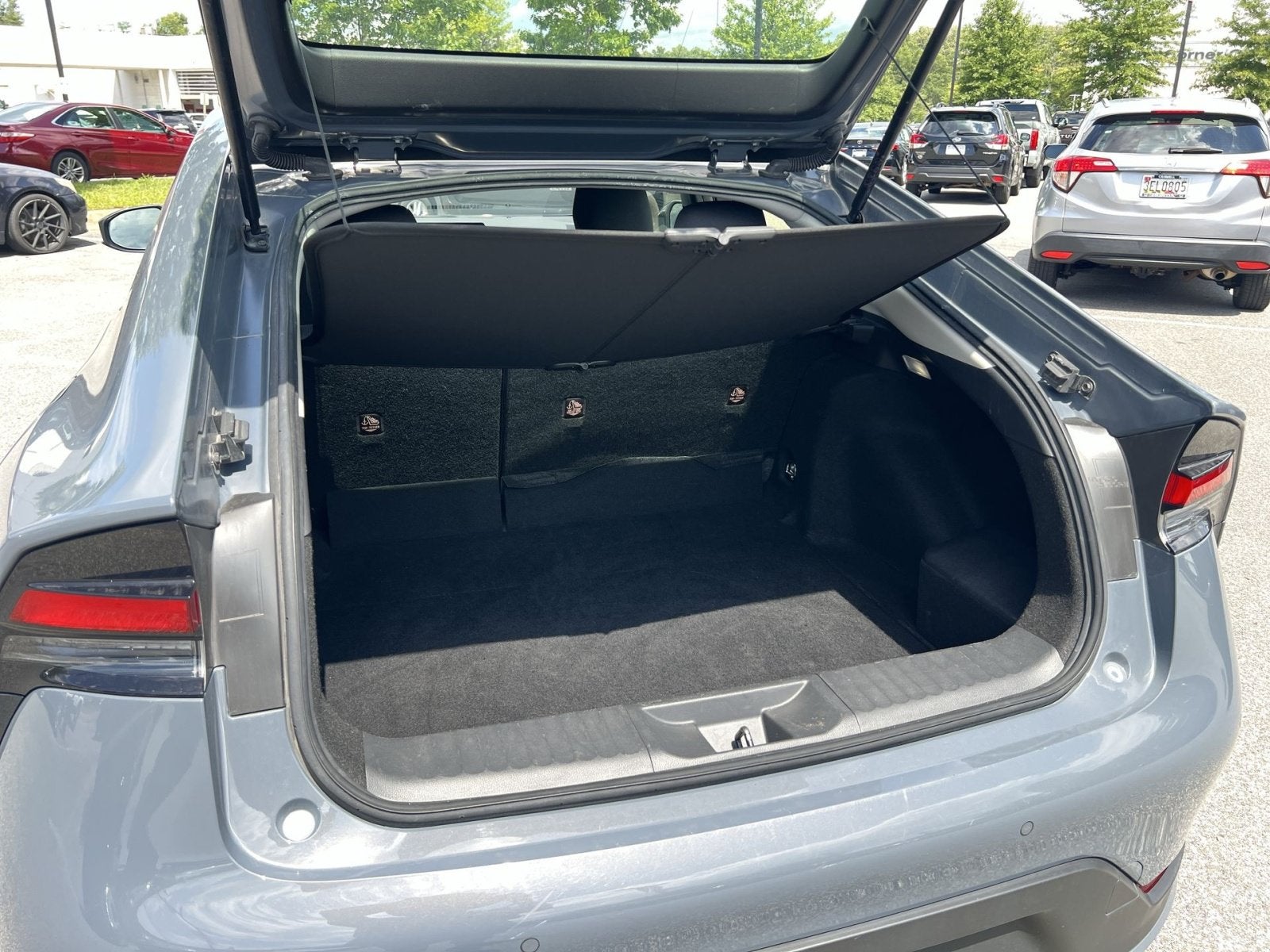 2025 Toyota Prius LE