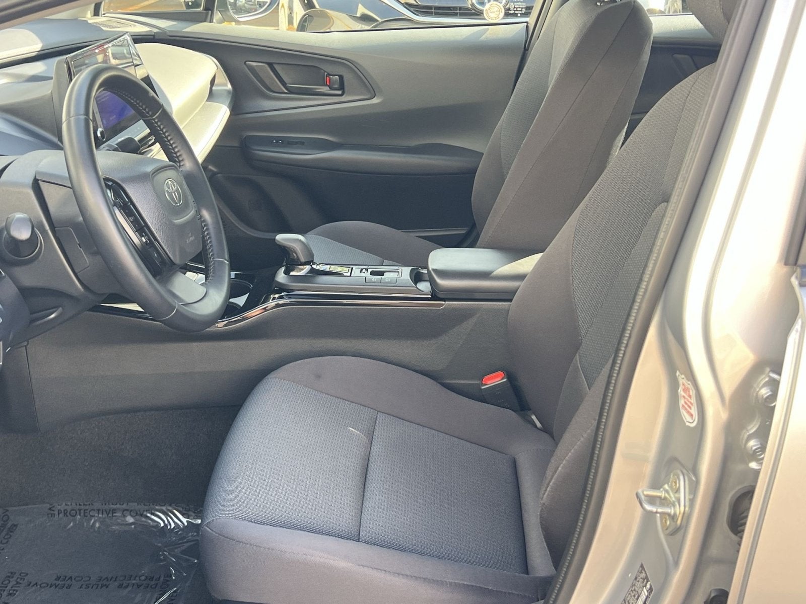 2025 Toyota Prius LE