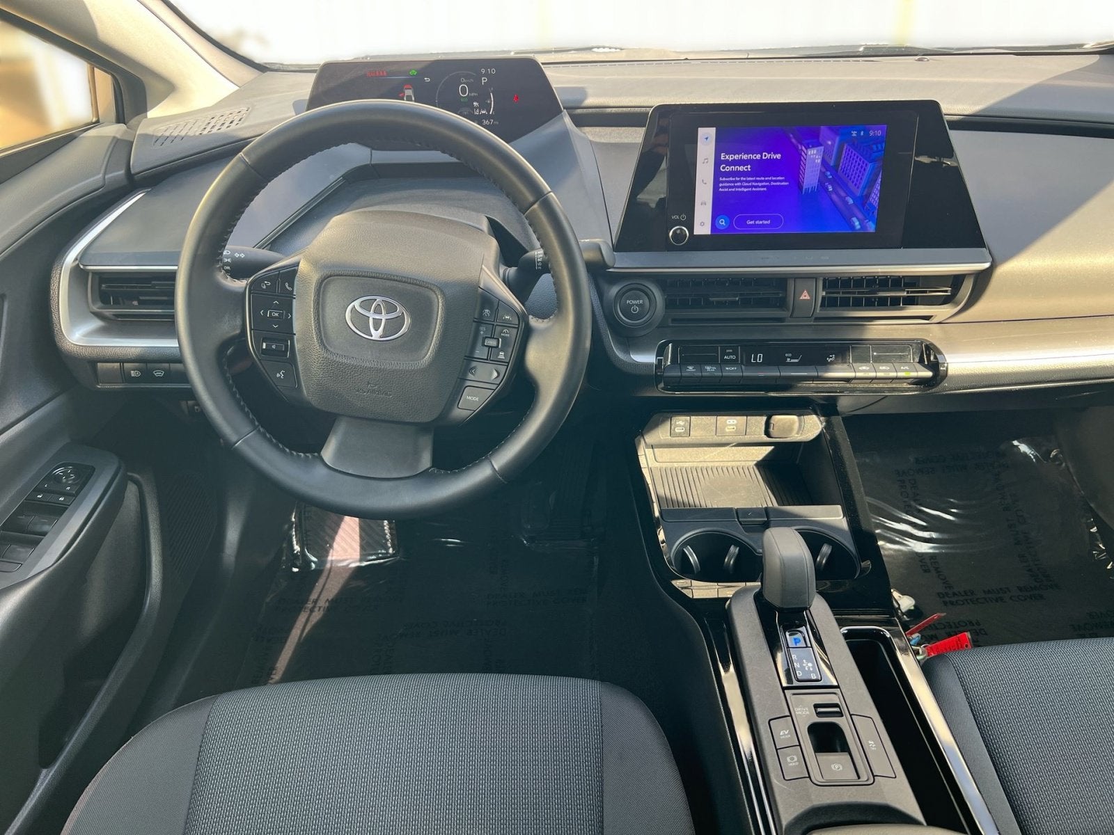 2025 Toyota Prius LE