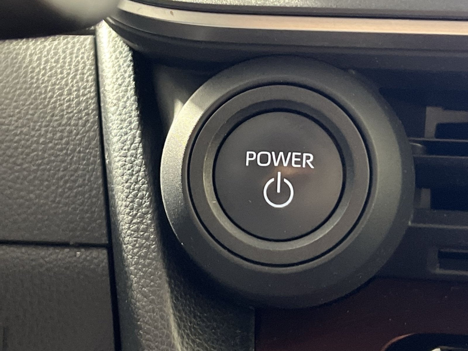 2023 Toyota Prius Prime SE
