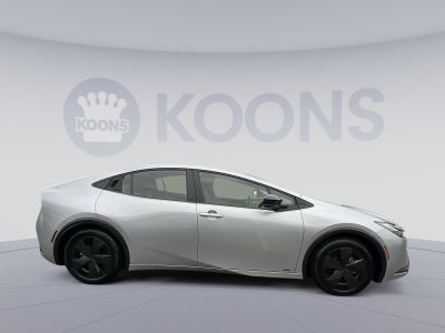 2025 Toyota Prius LE