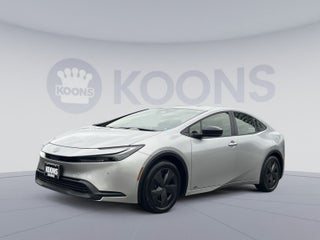 2025 Toyota Prius LE