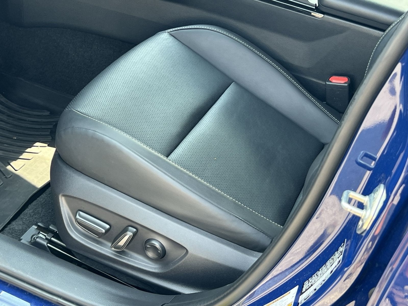 2025 Toyota Prius XLE