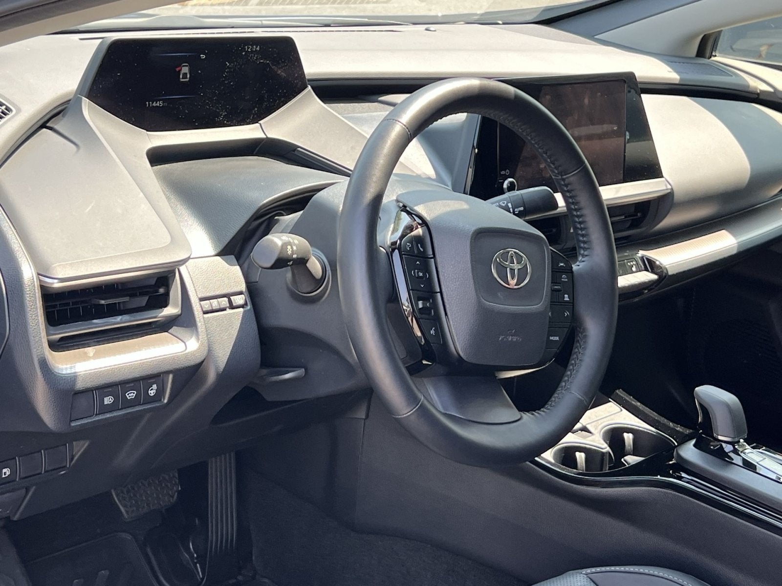 2025 Toyota Prius XLE