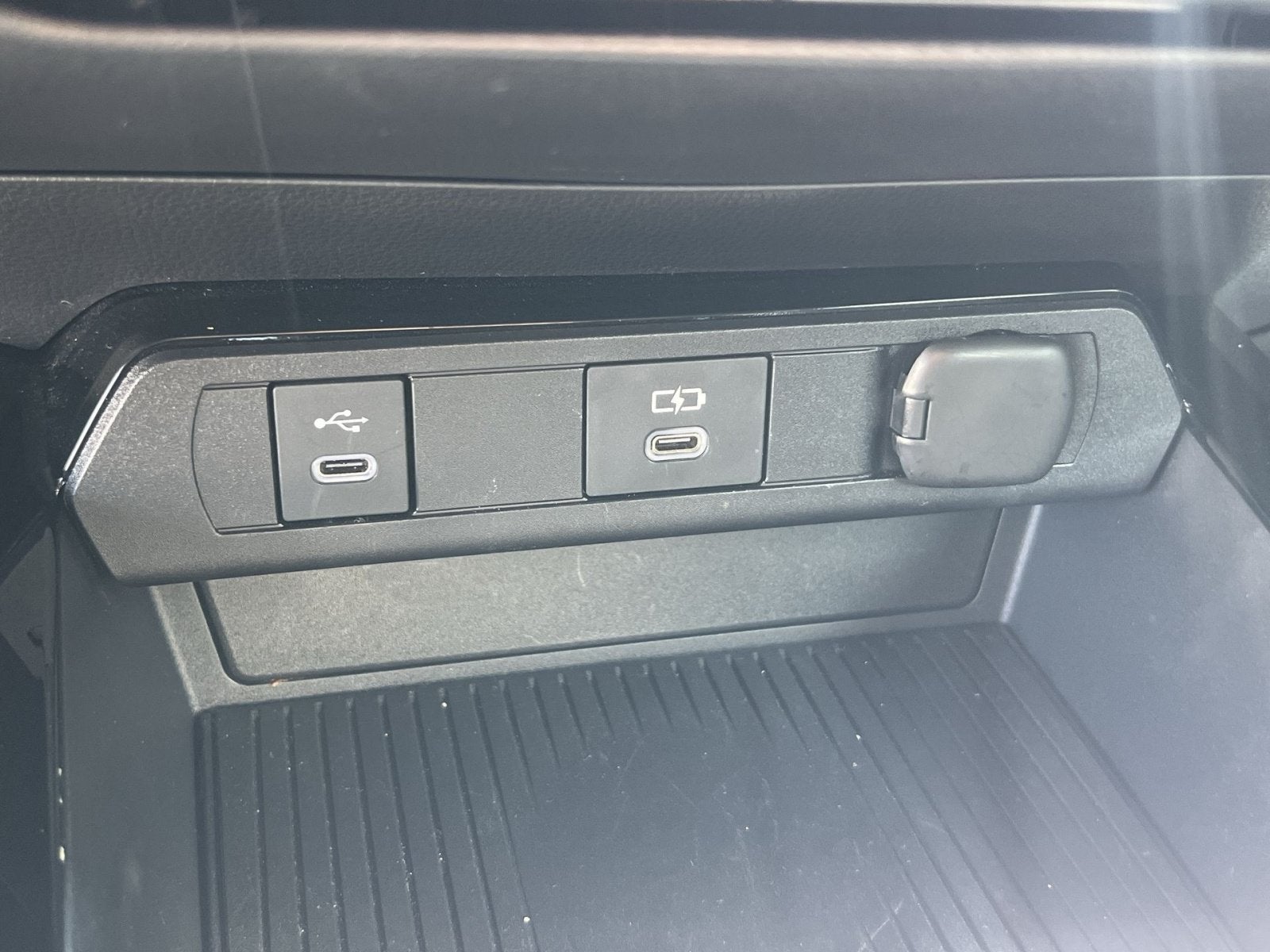 2025 Toyota Prius XLE