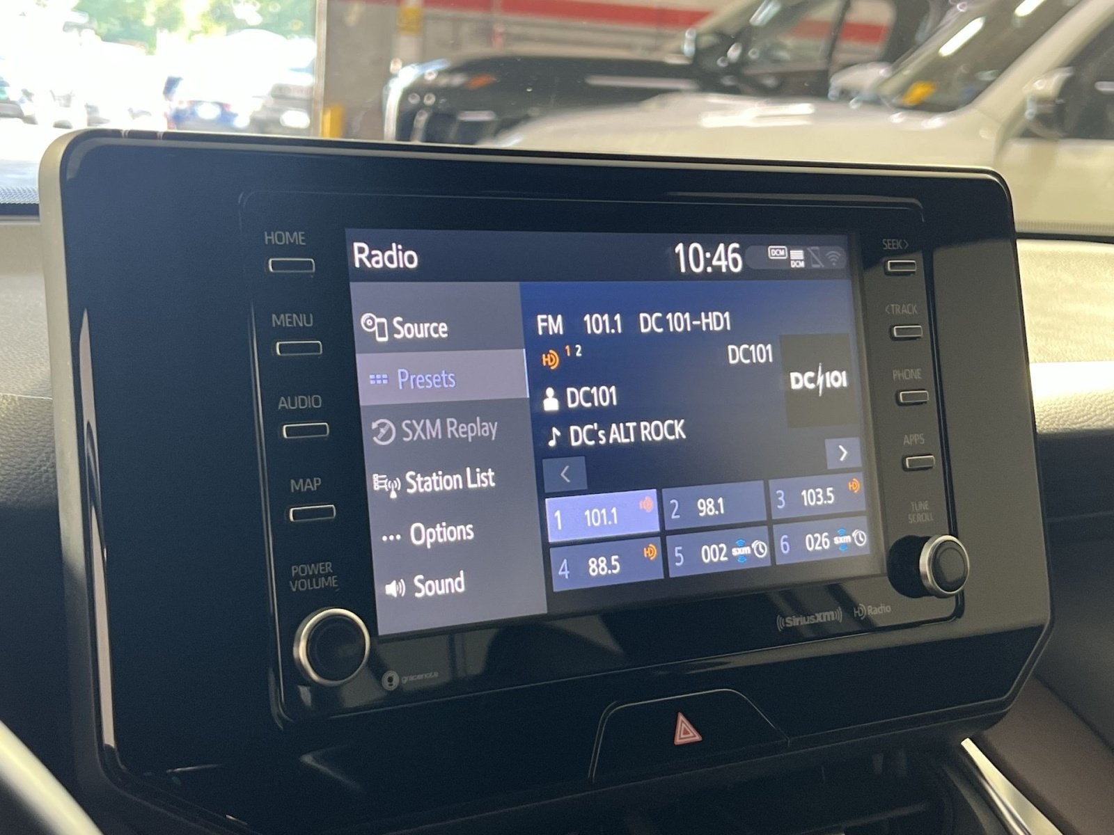 2022 Toyota Venza XLE