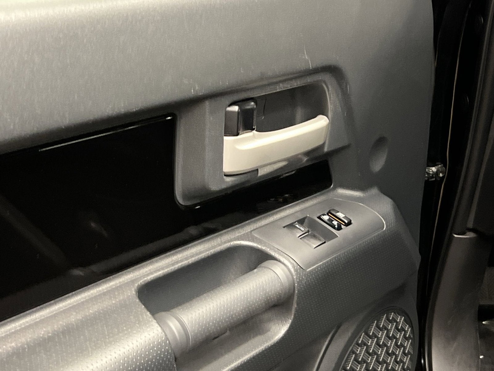 2014 Toyota FJ Cruiser Base