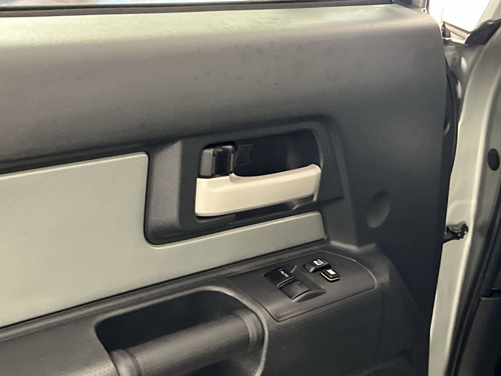 2010 Toyota FJ Cruiser Base
