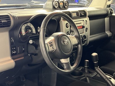 2010 Toyota FJ Cruiser Base
