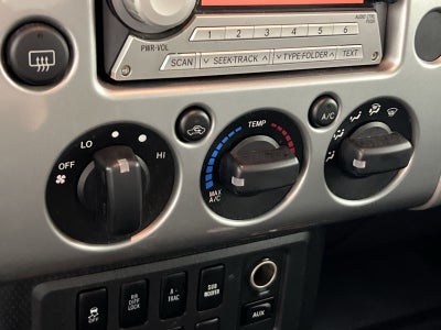 2010 Toyota FJ Cruiser Base