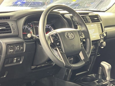 2024 Toyota 4Runner TRD Off-Road