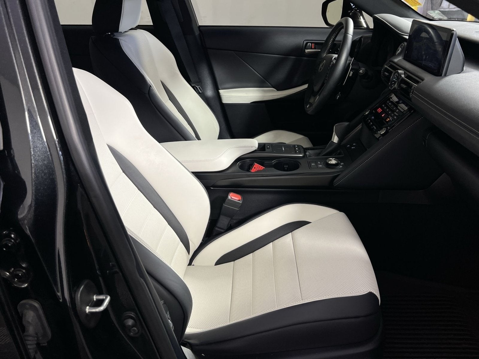 2025 Lexus IS 350 F SPORT