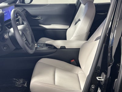 2025 Lexus UX 300h Premium