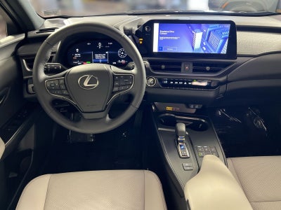 2025 Lexus UX 300h Premium