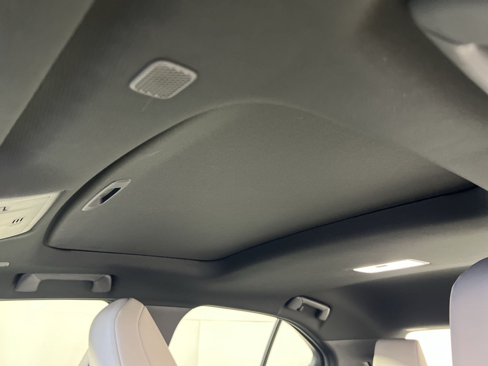 2025 Lexus UX 300h Premium