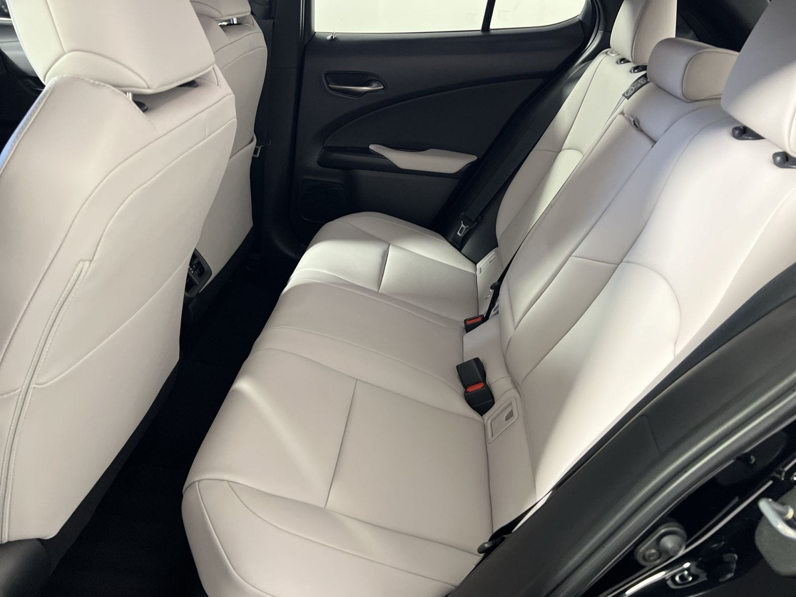 2025 Lexus UX 300h Premium