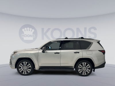 2025 Lexus LX 700h Luxury