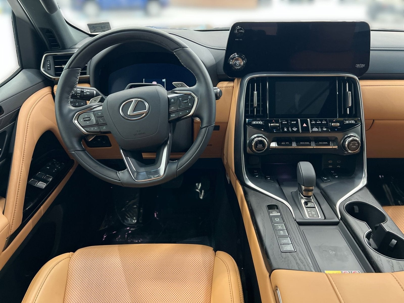 2025 Lexus LX 700h Luxury