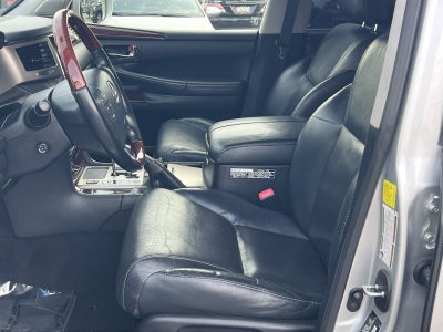 2013 Lexus LX 570
