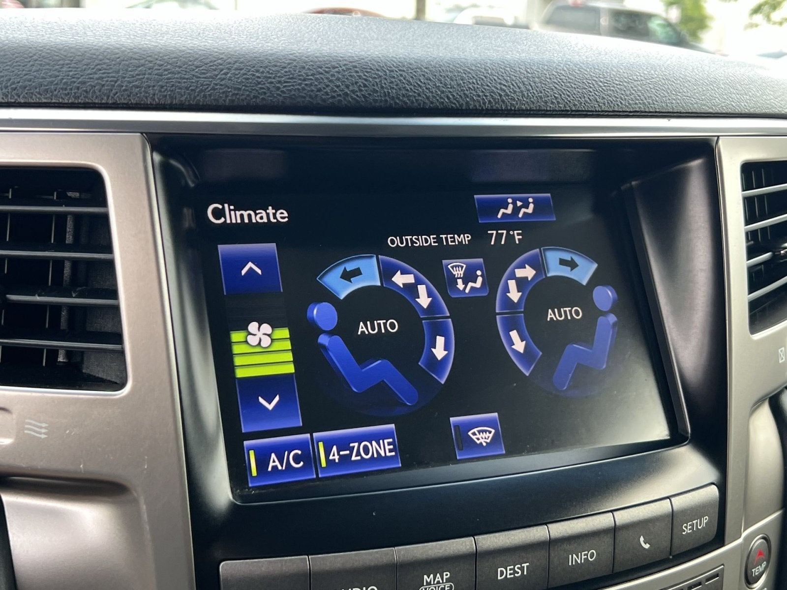 2013 Lexus LX 570