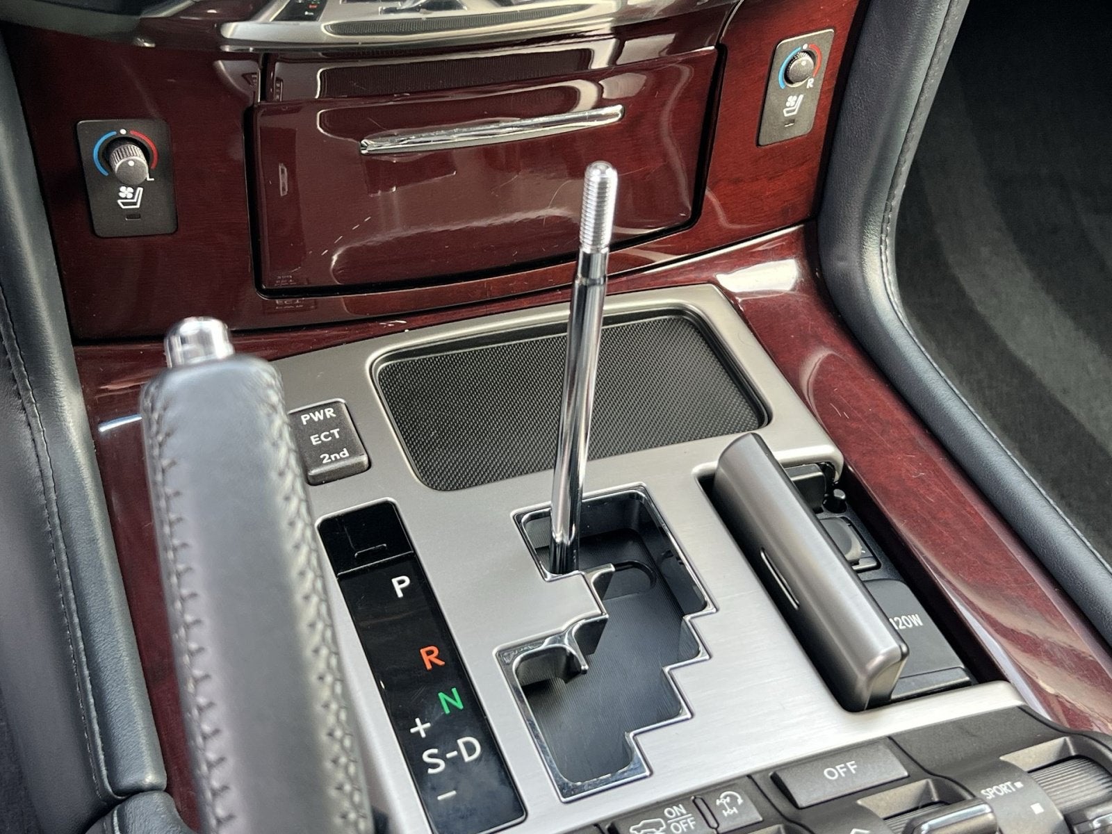 2013 Lexus LX 570
