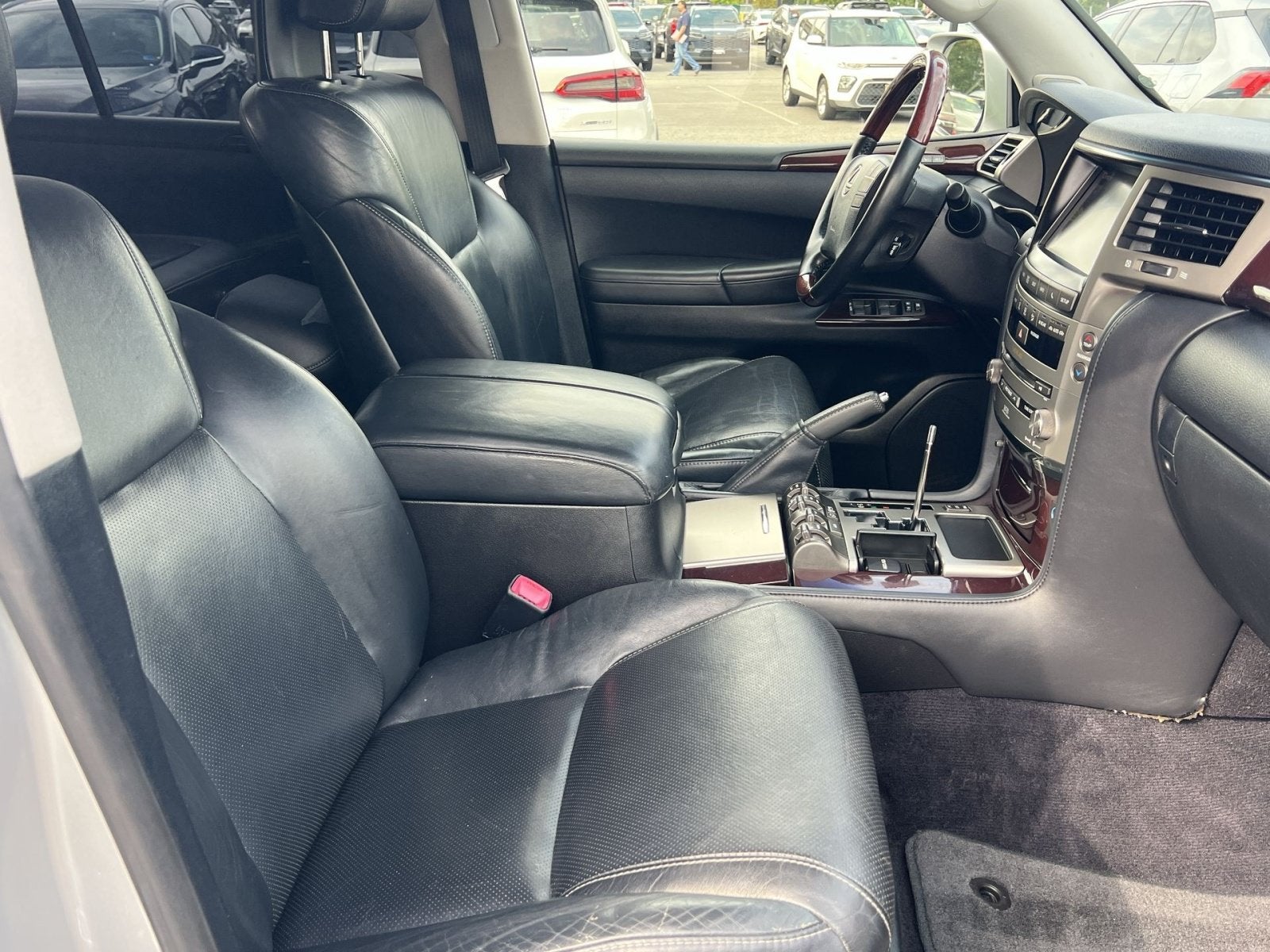 2013 Lexus LX 570