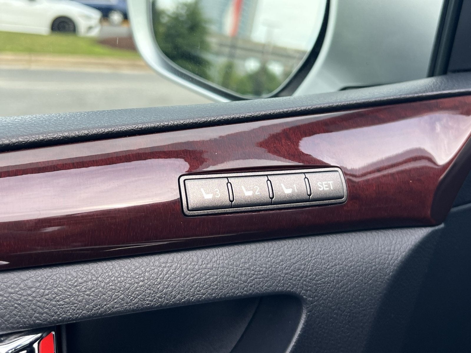 2013 Lexus LX 570