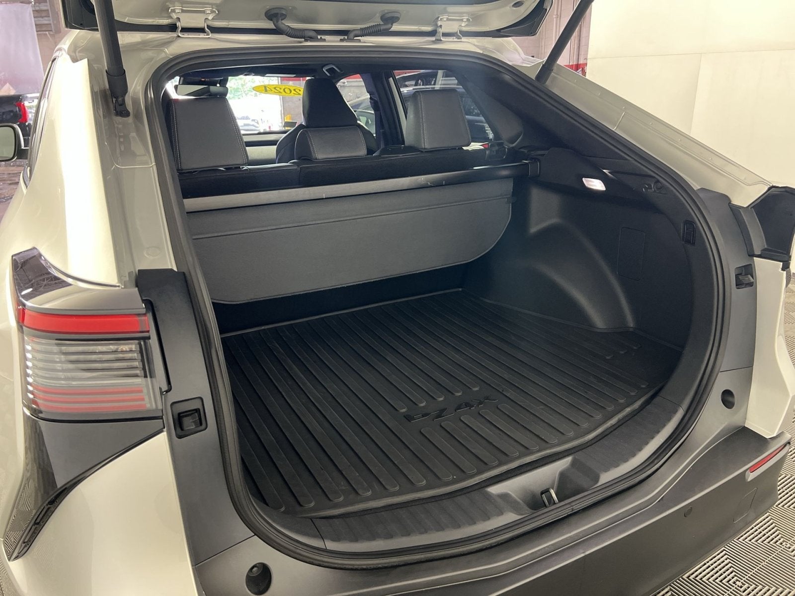 2024 Toyota bZ4X XLE