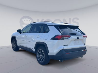 2022 Toyota RAV4 Hybrid XLE Premium