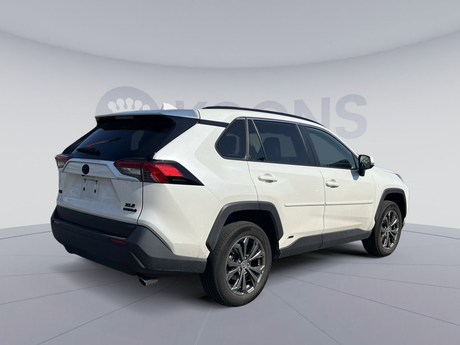 2022 Toyota RAV4 Hybrid XLE Premium