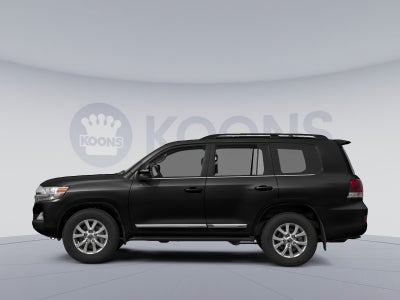 2016 Toyota Land Cruiser Base