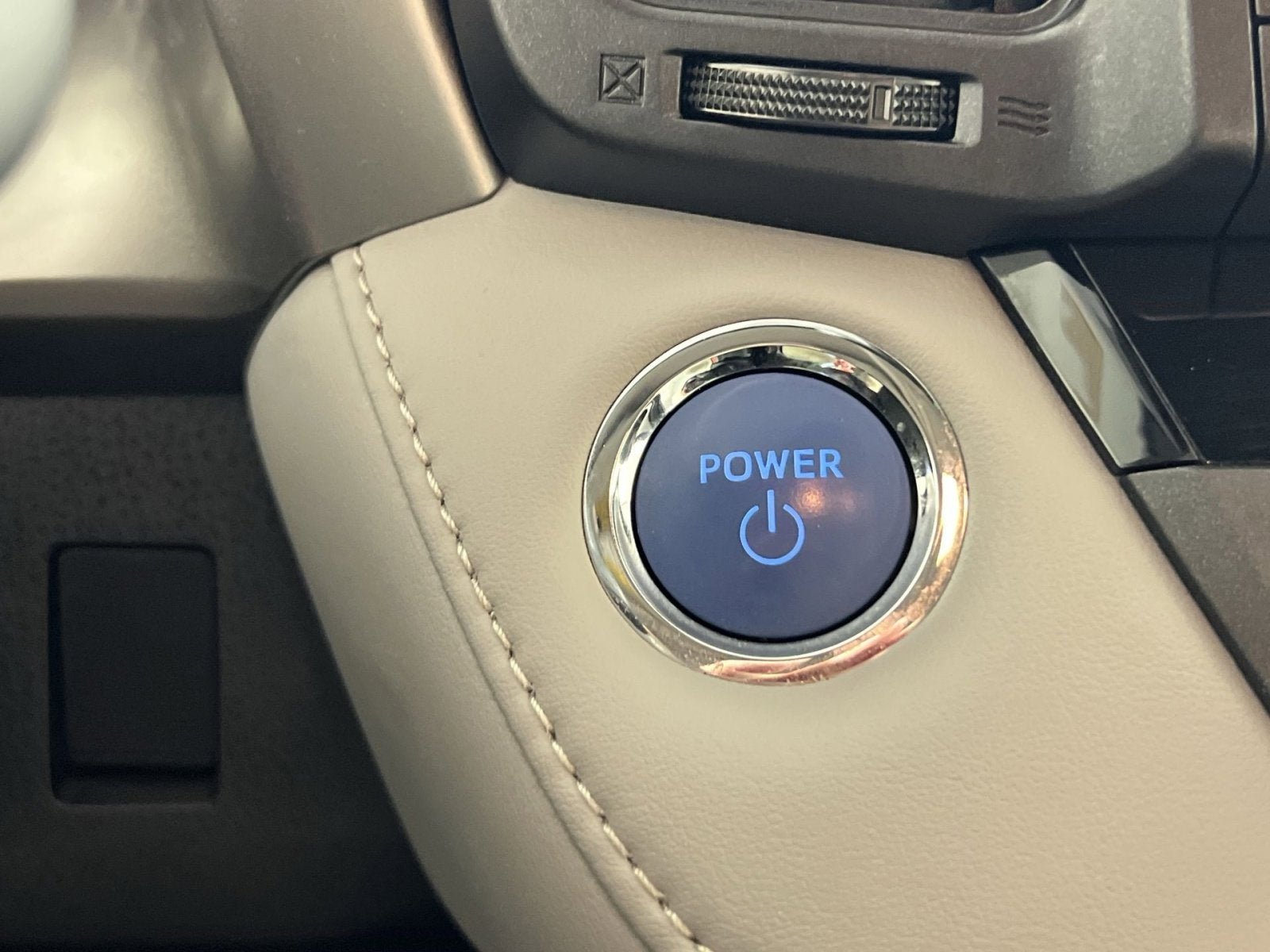 2018 Toyota RAV4 Hybrid Limited