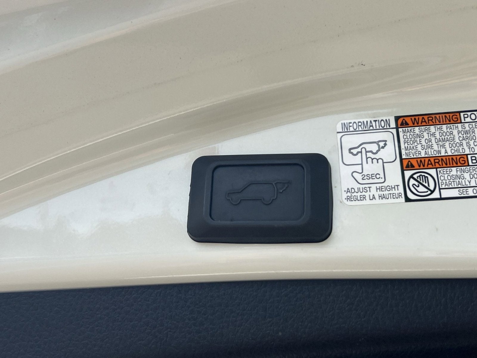 2017 Toyota RAV4 Hybrid Limited