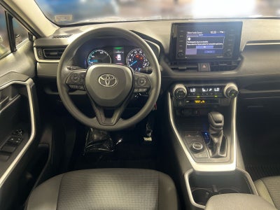 2022 Toyota RAV4 Hybrid LE