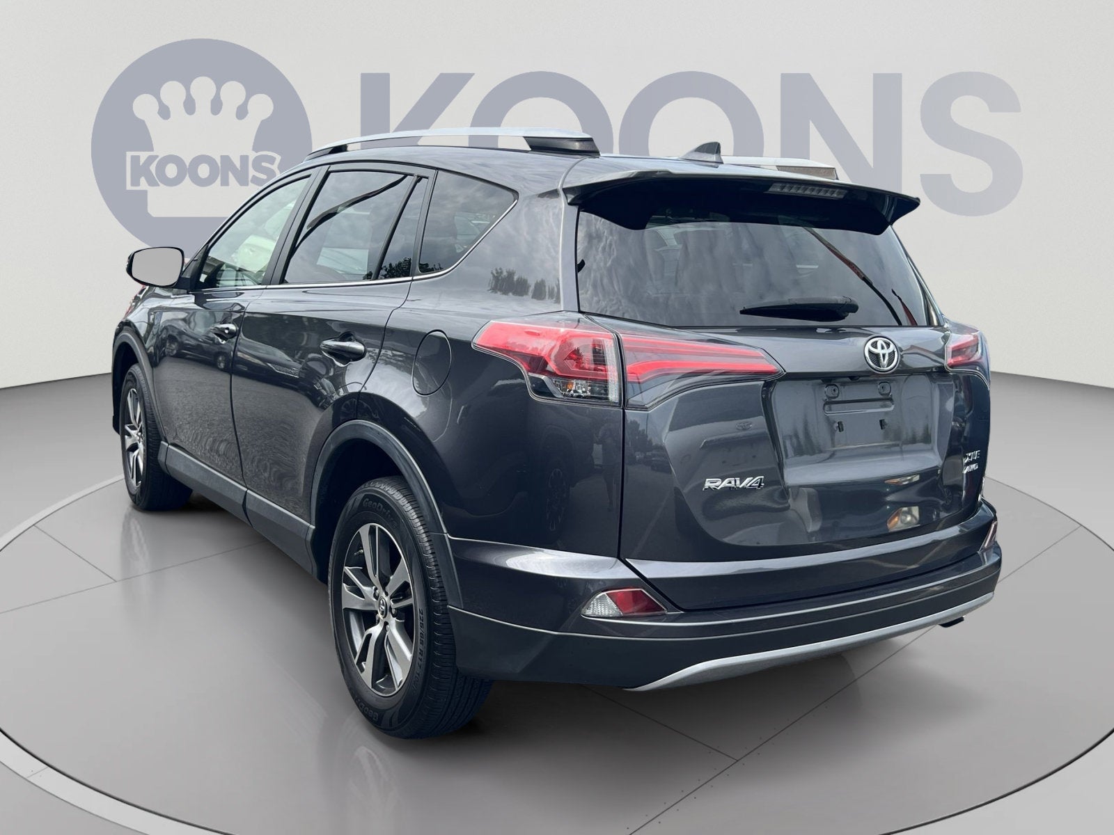 2018 Toyota RAV4 XLE