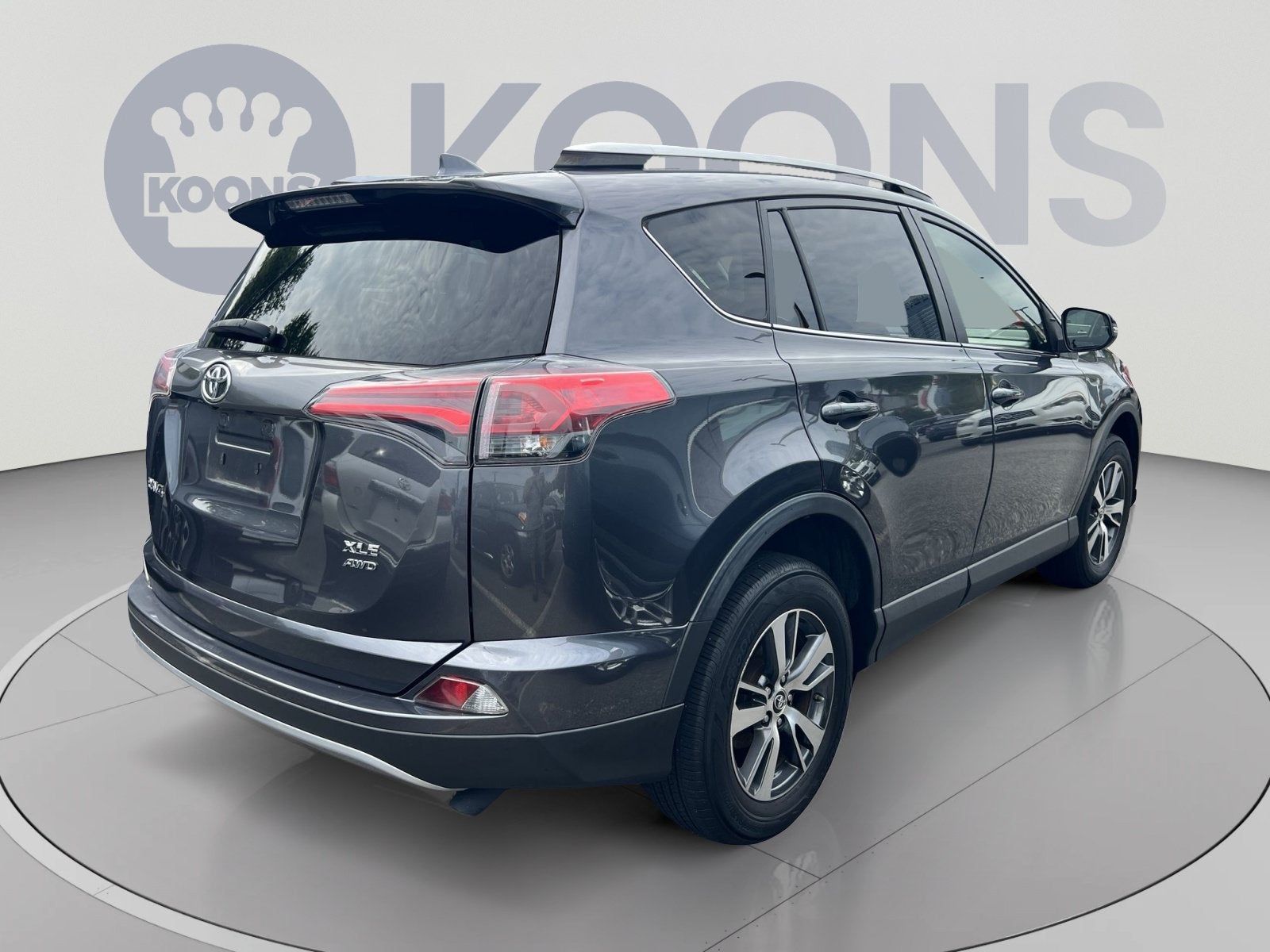 2018 Toyota RAV4 XLE