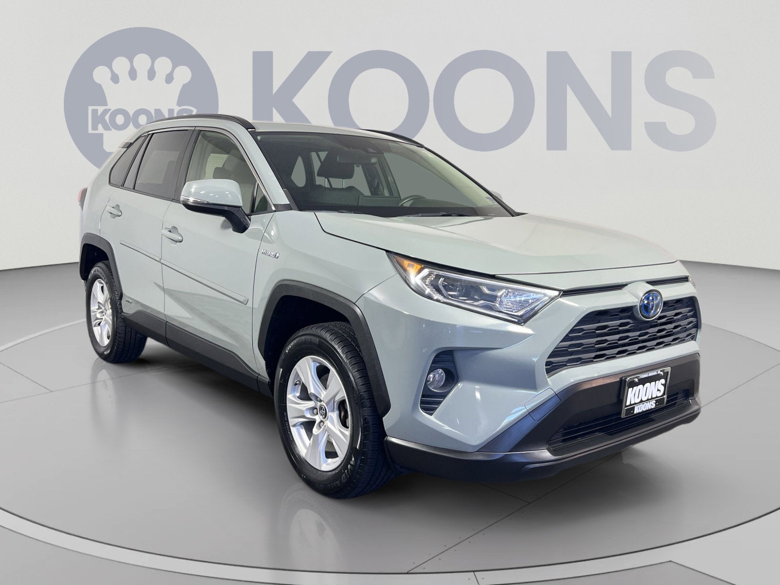 2019 Toyota RAV4 Hybrid XLE