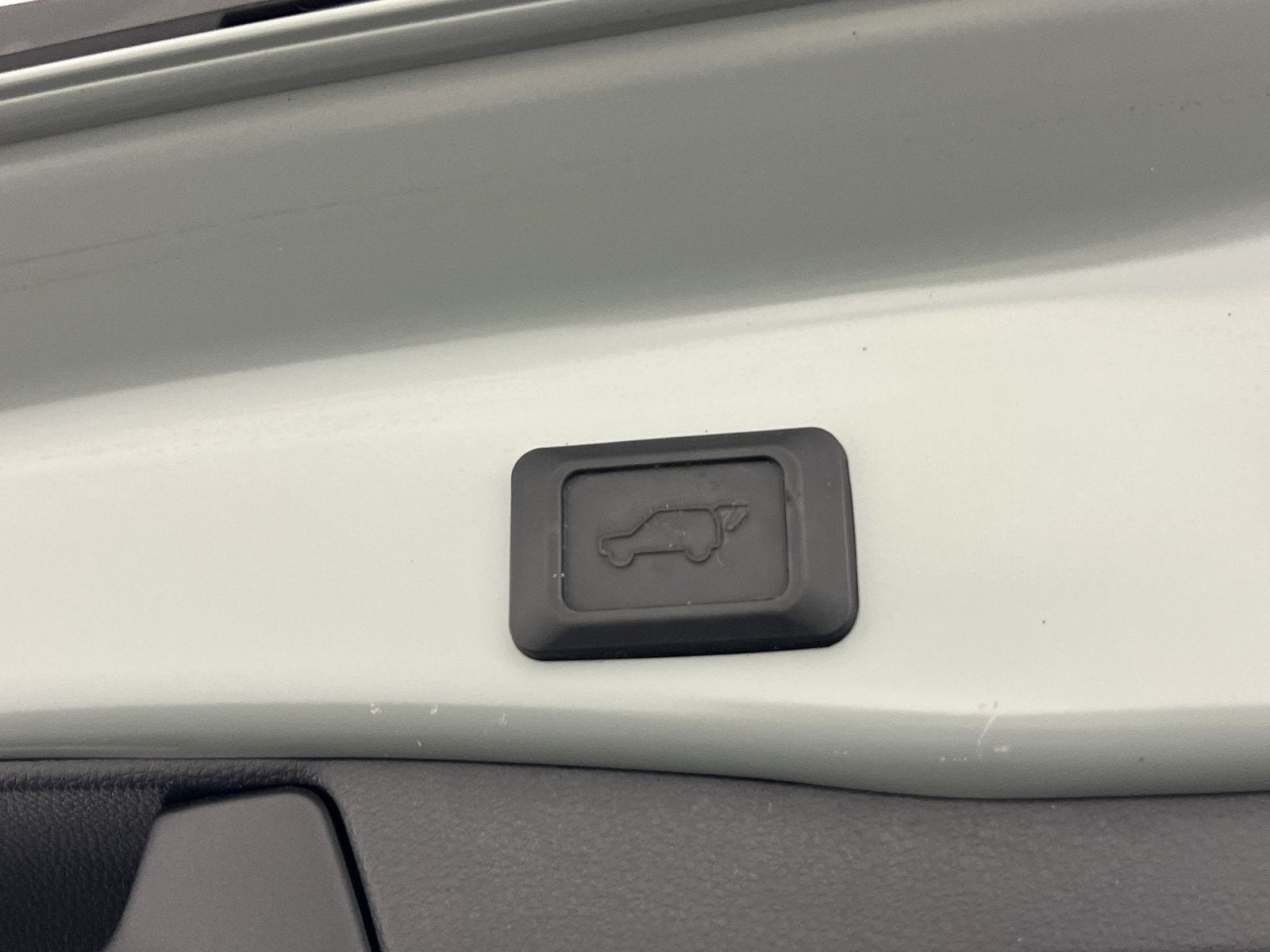 2019 Toyota RAV4 Hybrid XLE