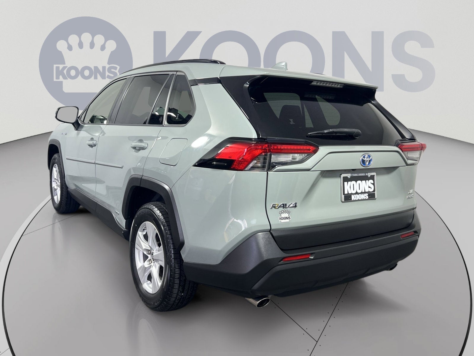 2019 Toyota RAV4 Hybrid XLE