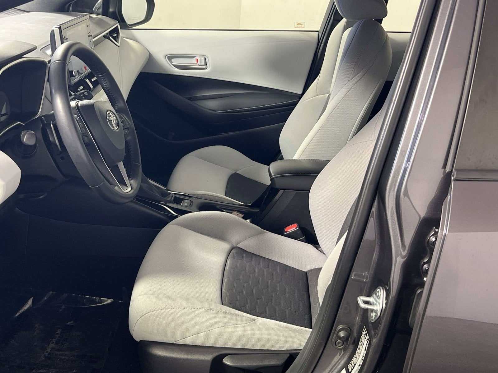 2021 Toyota Corolla Hatchback SE