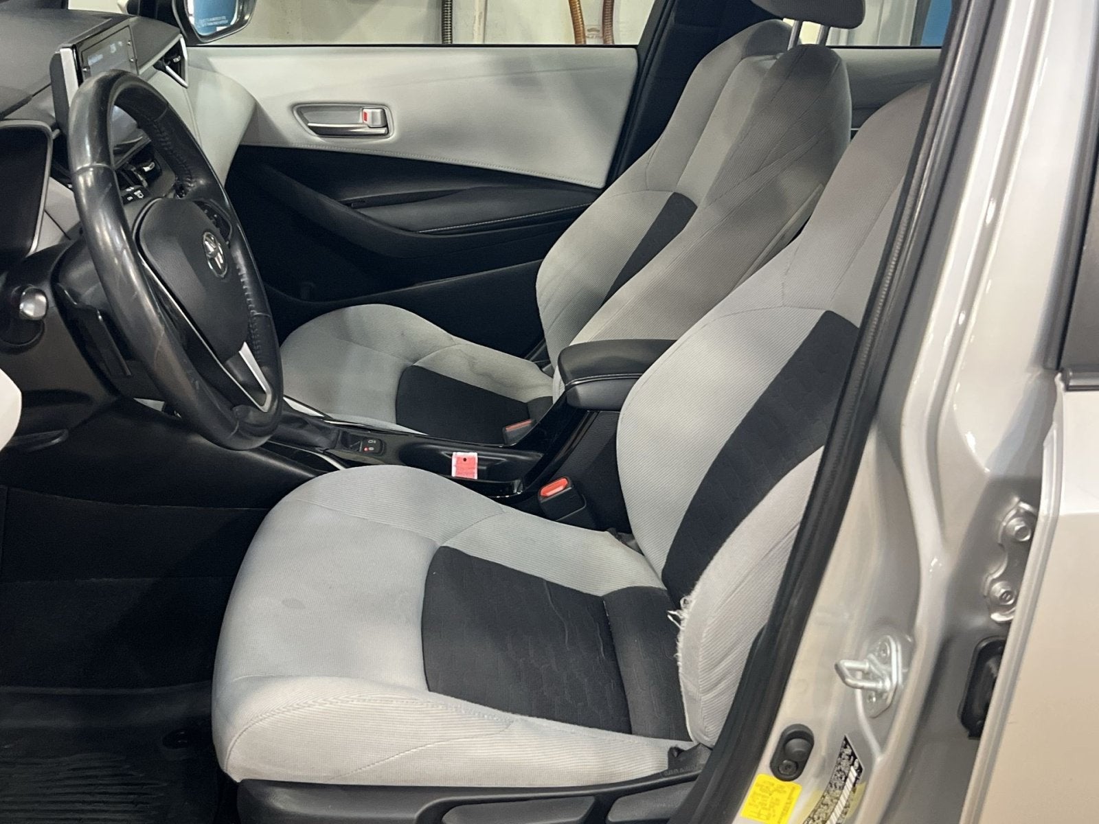 2020 Toyota Corolla Hatchback SE